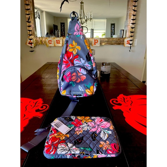 Vera Bradley Bag and Tablet cover NWT - Picture 1 of 5